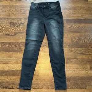 Eva Longoria Dark Wash Faded Black Skinny Jeans - Size 4